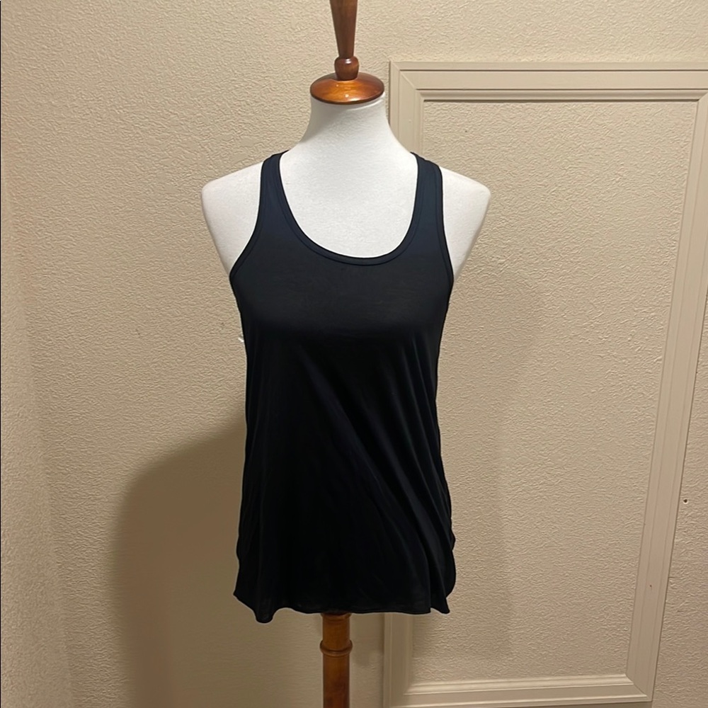 Black Scoop Neck Sleeveless Tank Top